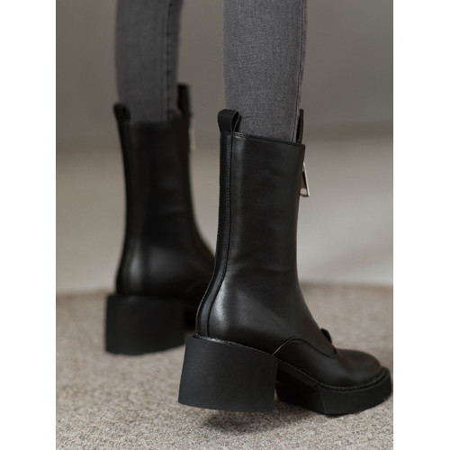 2025秋冬單靴真皮小個子前拉鍊中筒馬丁靴厚底靴子女瘦瘦高跟短靴 2025秋冬單靴真皮小個子前拉鍊中筒馬丁靴厚底靴子女瘦瘦高跟短靴