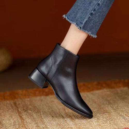 真皮小短靴女軟皮2025新款粗跟真皮方頭切爾西靴百搭裸靴春秋單靴 真皮小短靴女軟皮2025新款粗跟真皮方頭切爾西靴百搭裸靴春秋單靴