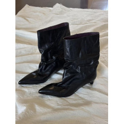 牛皮版~復古尖頭貓跟寬筒堆堆靴子秋冬新款時尚套筒中筒短靴女