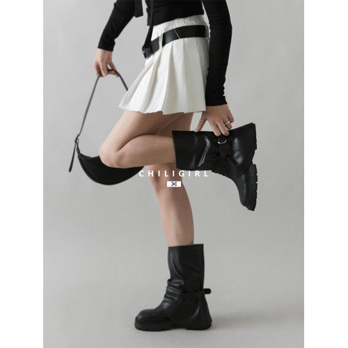 CHILIGIRL韓國東大門皮帶釦煙囪靴中筒靴方頭褶皺帥氣堆堆褲琯靴 CHILIGIRL韓國東大門皮帶釦煙囪靴中筒靴方頭褶皺帥氣堆堆褲琯靴