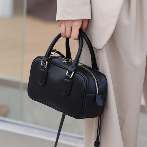 真牛皮小衆高級感保齡球包女2026新款時尚通勤單肩斜背手提小方包