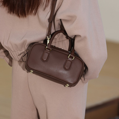 真牛皮小衆高級感保齡球包女2026新款時尚通勤單肩斜背手提小方包