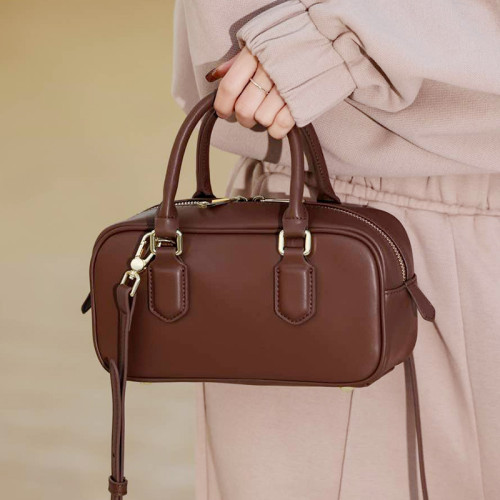 真牛皮小衆高級感保齡球包女2026新款時尚通勤單肩斜背手提小方包