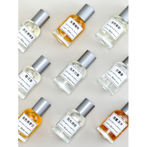 珍華烏木沉香白麝香陽光琥珀失落櫻桃荊棘咖啡玫瑰香水香氛平替