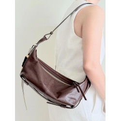 2025新款植鞣牛皮鑊耳行囊包枕頭包女高級感腋下包通勤單肩斜後後背包