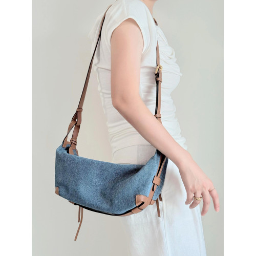 2025新款植鞣牛皮鑊耳行囊包枕頭包女高級感腋下包通勤單肩斜後後背包