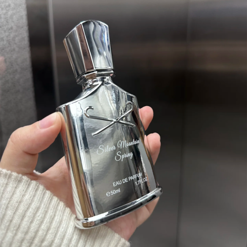 找到前夫哥身上巨好聞的高級清冷香 柑橘檀木木質調香水銀色山泉