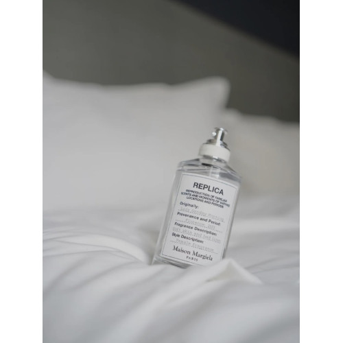 梅森馬丁馬吉拉香水慵懶周末爵士酒廊溫暖壁爐梧葉秋聲航海密語