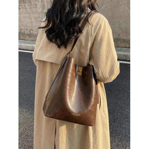 2026早春新款大容量通勤子母包時尚單肩腋下水桶包簡約斜後後背包包女 2026早春新款大容量通勤子母包時尚單肩腋下水桶包簡約斜後後背包包女