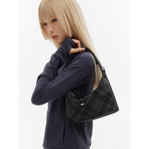 CryingCenter 黑色仿毛氈格紋手提斜後後背包 哭喊中心