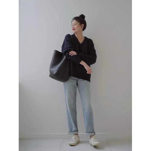 小衆牛皮通勤托特包女真皮大容量水桶包2026新款高級感單肩手提包