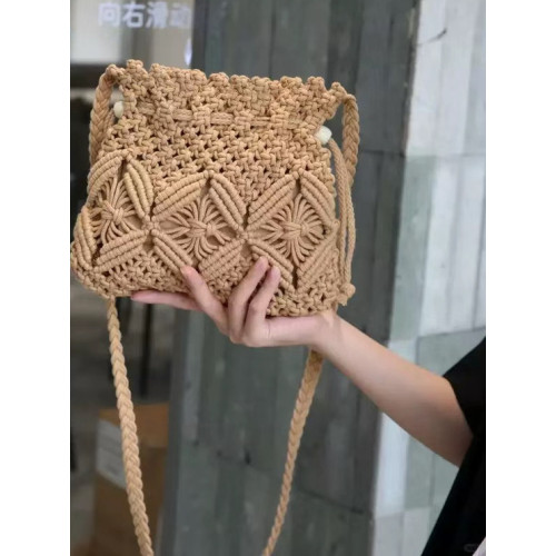 手工編織包女新款草編包時尚百搭斜背水桶包夏日單肩海邊沙灘包