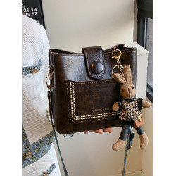 小衆韓版復古秋冬百搭通勤寬肩帶斜後後背包包女2024新款高級感水桶包