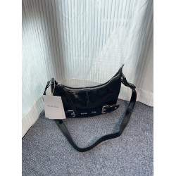 韓國小衆品牌matin kim包包女款新月包通勤休閒單肩斜背餃子包