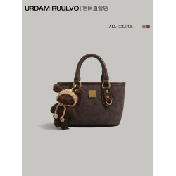 UR小衆高級感水桶包女2025新款可愛壓花手提包百搭通勤單肩斜後後背包