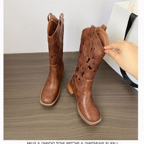 軟皮鏤空刺綉西部牛仔靴女2026新款復古風沙漠夏季靴子棕色中筒靴 軟皮鏤空刺綉西部牛仔靴女2026新款復古風沙漠夏季靴子棕色中筒靴