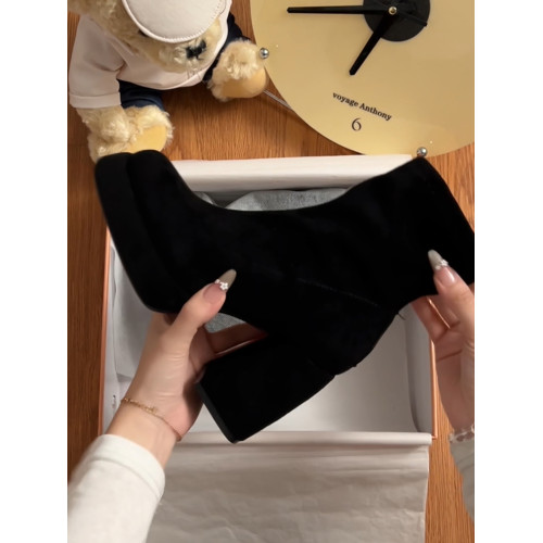 黑色英倫風增高厚底粗高跟馬丁靴女款2025新款秋冬復古顯瘦短靴子 黑色英倫風增高厚底粗高跟馬丁靴女款2025新款秋冬復古顯瘦短靴子