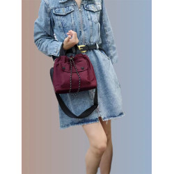 2025春夏新款防水尼龍布小號水桶包迷彩休閒百搭韓版手提袋斜後後背包