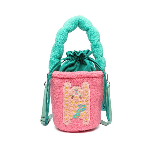 若愚工坊RUOYUSTUDIO原創設計2024年秋冬毛絨手提斜背水桶包 若愚工坊RUOYUSTUDIO原創設計2024年秋冬毛絨手提斜背水桶包
