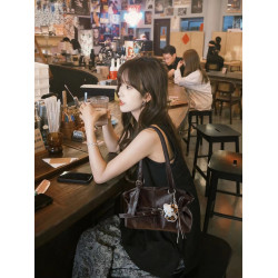 超火復古腋下托特包包女式2026新款輕奢小衆設計感通勤手提單肩包