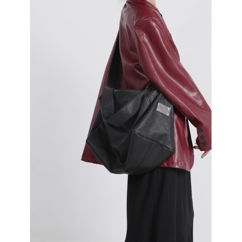 木川卡 小衆設計斜後後背包潮牌機車包時尚軟皮大容量通勤單肩包新款