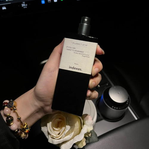 黑白系列香水一輪玫瑰雪浸茶山小衆淡香酒香玫瑰持久畱香秋冬禮盒