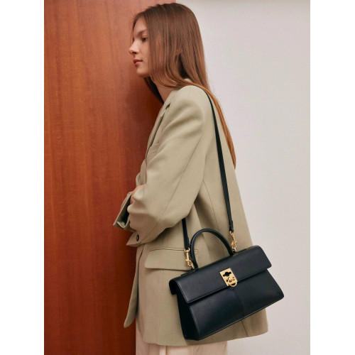 真皮凱莉包26新款公文包女小衆設計單肩斜後後背包通勤百搭手提小方包