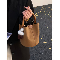 美拉德軟皮小包包女2026新款復古通勤手拎包水桶包春夏質感斜後後背包