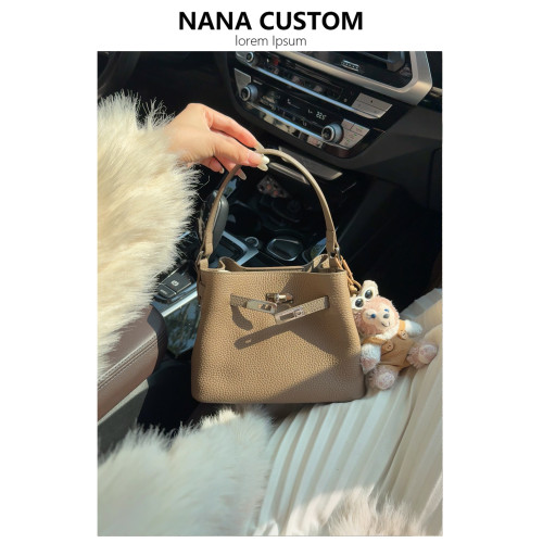 小衆頭層牛皮托特包女通勤百搭手提水桶包高級感單肩斜背菜籃子包 小衆頭層牛皮托特包女通勤百搭手提水桶包高級感單肩斜背菜籃子包