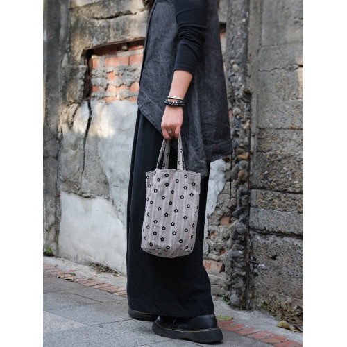 Sapana春夏高級黑灰簡約復古可愛百搭小衆設計手提水桶包手拎包