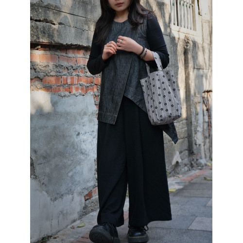 Sapana春夏高級黑灰簡約復古可愛百搭小衆設計手提水桶包手拎包