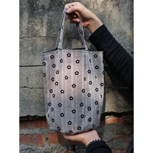 Sapana春夏高級黑灰簡約復古可愛百搭小衆設計手提水桶包手拎包