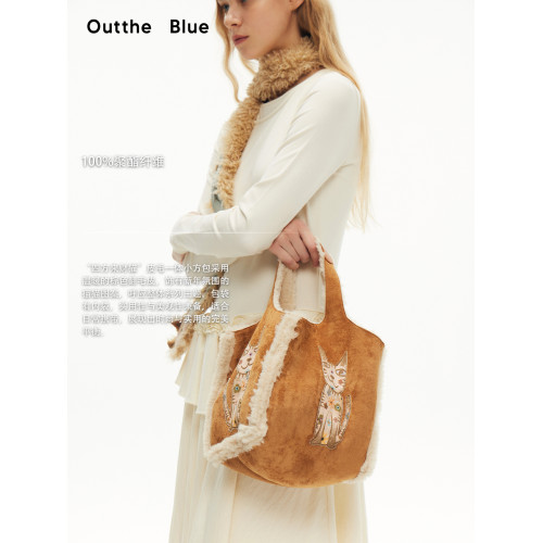 Outthe BLue原創圖案“四方來財貓”麂皮羊羔毛一體小方包手挎包