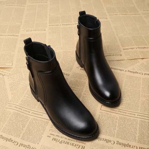 品牌平底短靴女2025秋冬季新款韓版厚底百搭馬丁靴休閒加絨女靴子