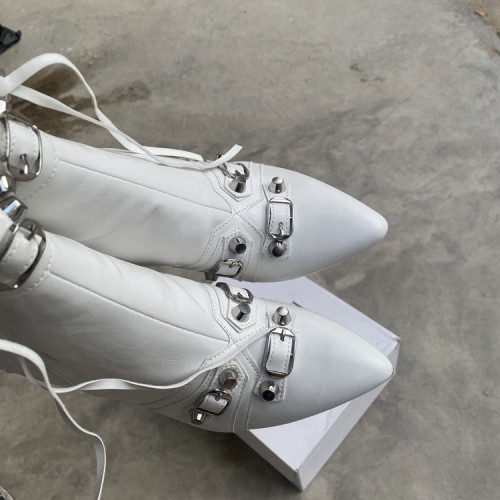 歐美側拉鍊時裝龐克風靴女2025新款尖頭細跟機車靴子高級感時裝靴