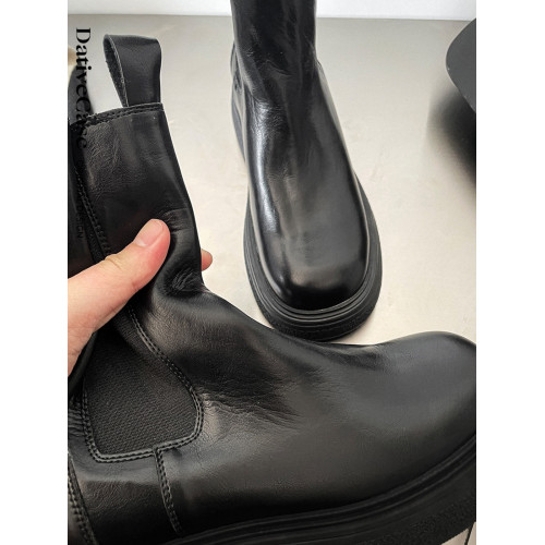 【與格】2025冬新款真皮褶皺切爾西中筒靴短靴女馬丁靴圓頭厚底菸