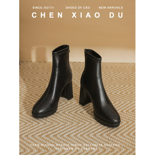 黑色高跟短靴方頭粗跟馬丁靴女款絕美新款冬防水台瘦瘦靴子配大衣