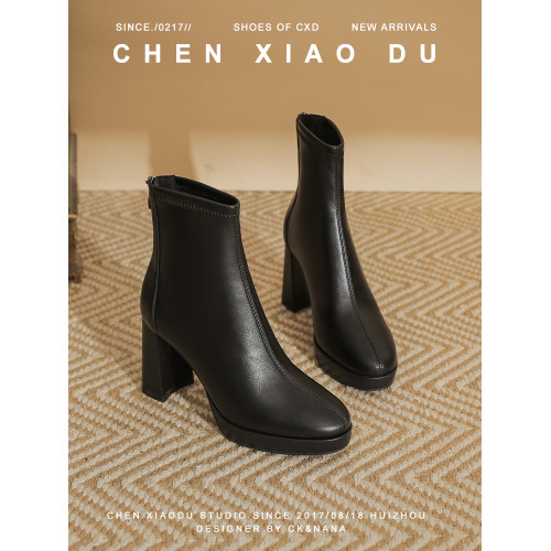 黑色高跟短靴方頭粗跟馬丁靴女款絕美新款冬防水台瘦瘦靴子配大衣