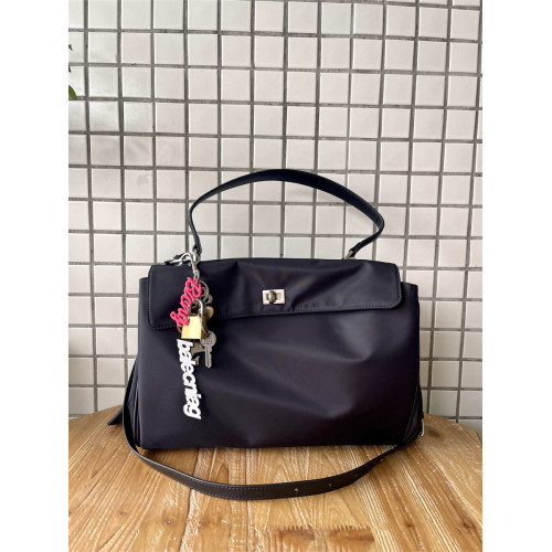 尼龍托特包拼皮凱莉包單肩斜背手提大容量通勤男女黑色電腦包簡約 尼龍托特包拼皮凱莉包單肩斜背手提大容量通勤男女黑色電腦包簡約