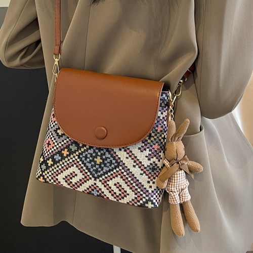 今年流行包包女2025夏季新款斜背手機包女高級感時尚單肩水桶