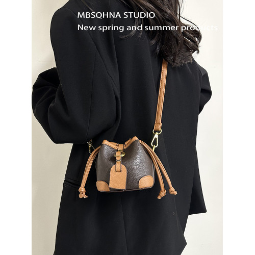 MBSQHNA韓版小衆設計迷你口紅包包女2024新款洋氣水桶包潮斜後後背包