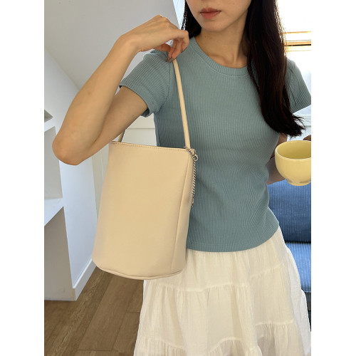 2026新款韓國小衆ins荔枝紋軟皮簡約水桶包時尚百搭單肩腋下包女