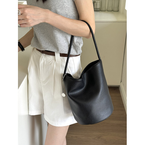 2026新款韓國小衆ins荔枝紋軟皮簡約水桶包時尚百搭單肩腋下包女