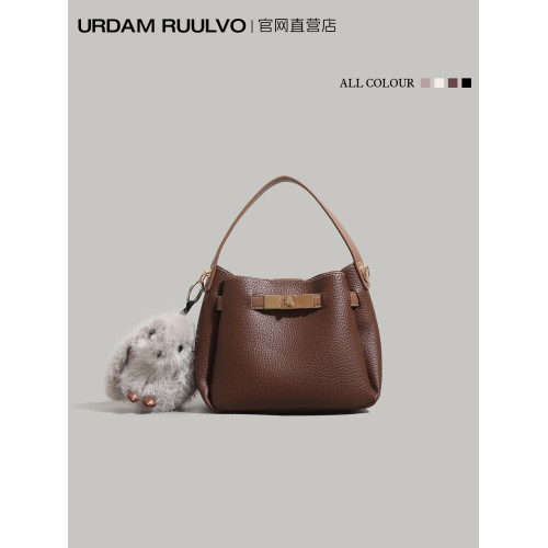 UR復古荔枝紋水桶包女2025新款時尚潮流手提包單肩通勤斜後後背包小包