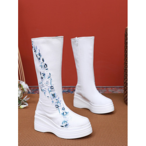 秋冬新款古風厚底增高漢服靴子恨圓頭皂靴古裝古代刺綉武俠長筒白