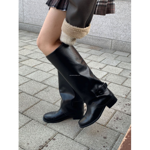 小池在首爾2025秋季新款圓頭方跟皮帶釦套筒寬鬆騎士復古長筒靴