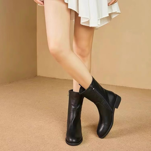 品牌特價馬丁靴女2025秋冬季新款中筒靴簡約百搭粗跟加絨真皮短靴