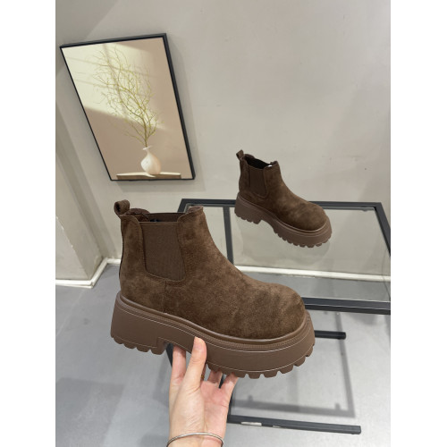 小衆復古菸筒靴女2025秋冬新款厚底顯瘦英倫勃肯短靴大黃靴馬丁靴