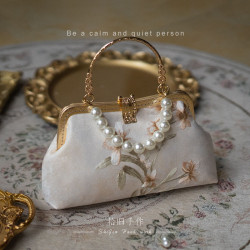 原創款梅蘭竹刺綉手工包中式古風媽媽包配旗袍女士婚禮手提小拎包