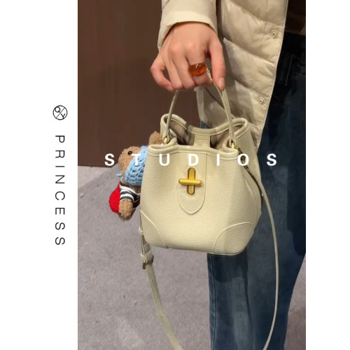 韓國荔枝紋牛皮膠囊小水桶包鎖釦小衆簡約百搭手拎小包單肩斜後後背包 韓國荔枝紋牛皮膠囊小水桶包鎖釦小衆簡約百搭手拎小包單肩斜後後背包